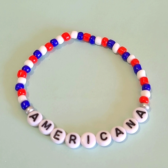 TAYLOR SWIFT BRACELETS - Handmade - Picture 4 of 4